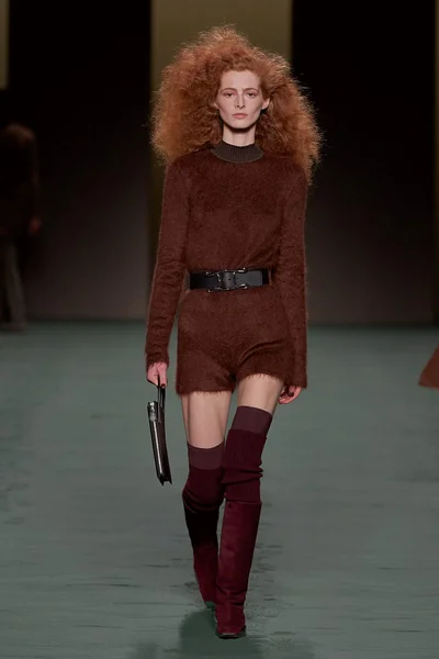 Look 56